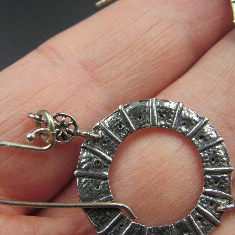 Sterling Silver Unique Pattern Circle Earrings - image 3